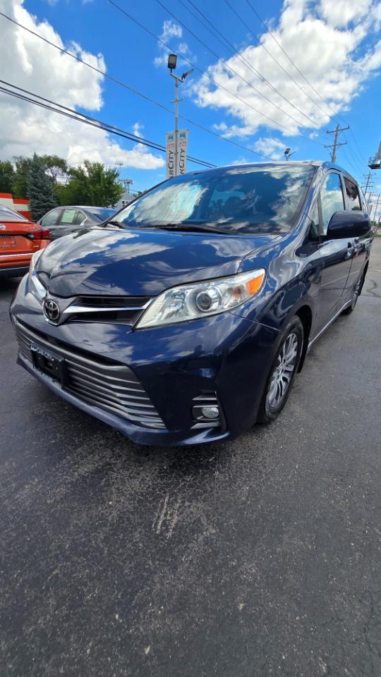 Toyota Sienna Limited Premium 7-Passenger 2018