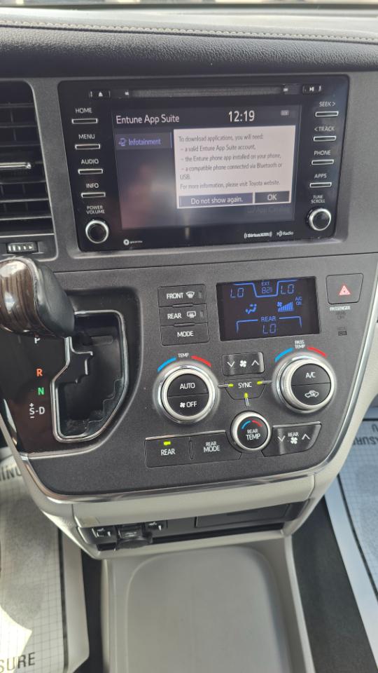 Toyota Sienna Limited Premium 7-Passenger 2018