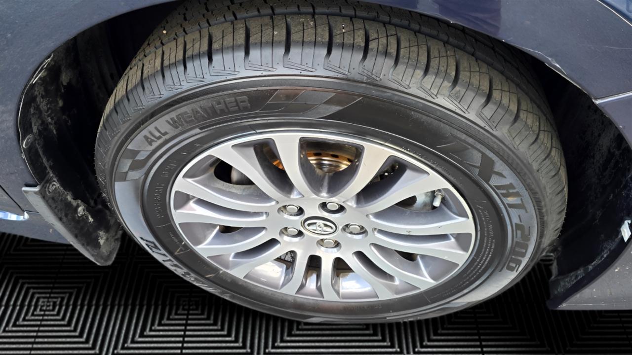 Toyota Sienna Limited Premium 7-Passenger 2018