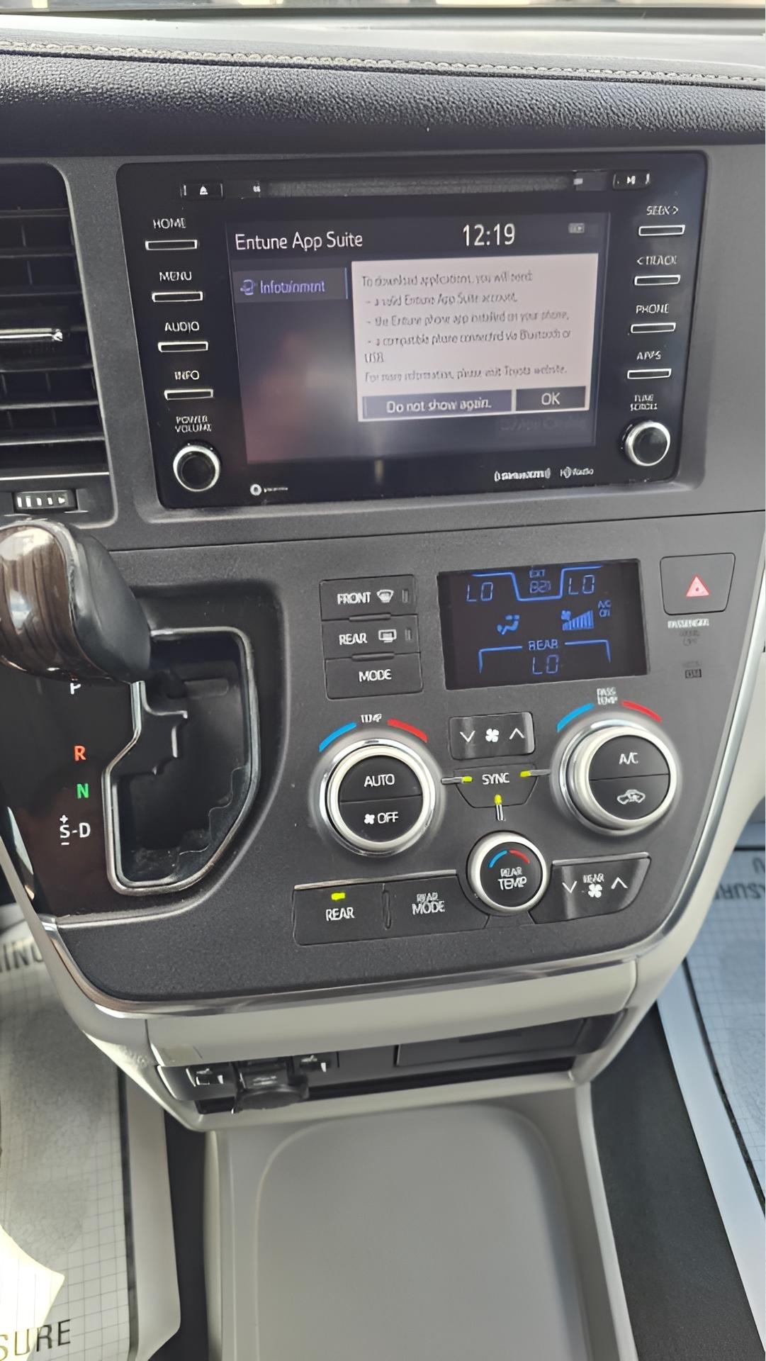 Toyota Sienna Limited Premium 7-Passenger 2018