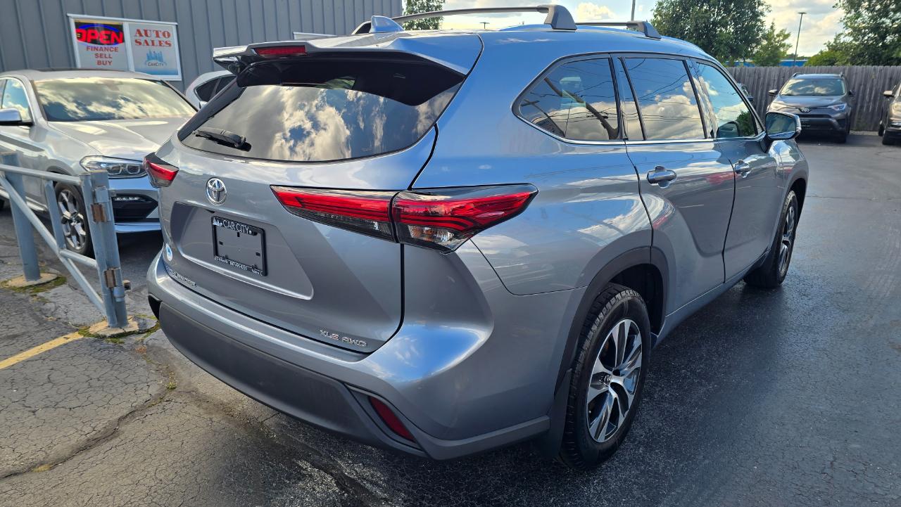 Toyota Highlander XLE Nav AWD V6 2021