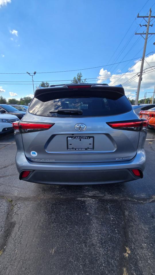 Toyota Highlander XLE Nav AWD V6 2021
