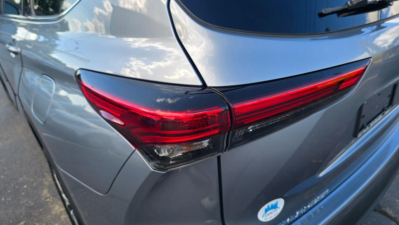 Toyota Highlander XLE Nav AWD V6 2021