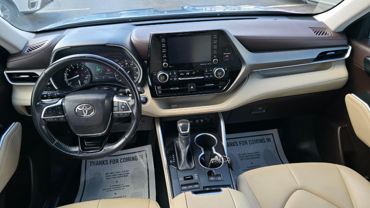 Toyota Highlander XLE Nav AWD V6 2021