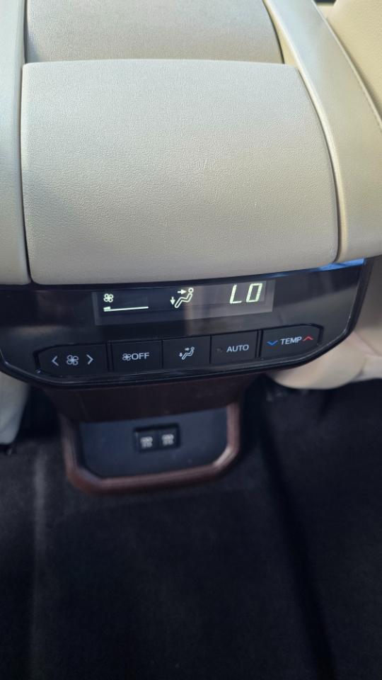 Toyota Highlander XLE Nav AWD V6 2021