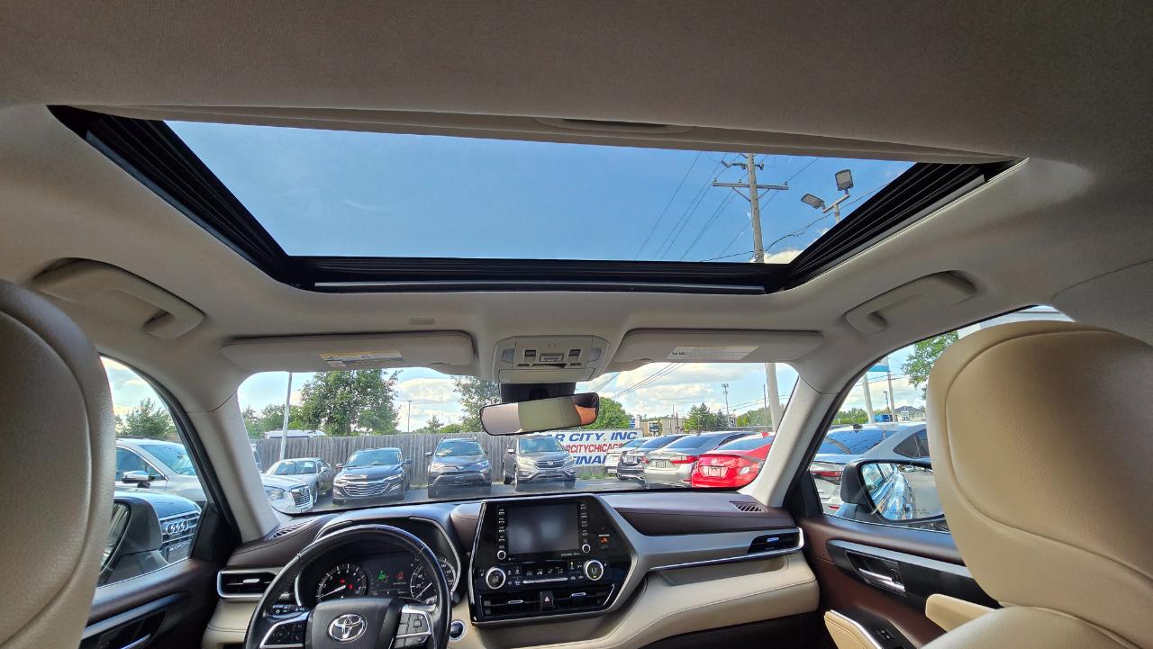 Toyota Highlander XLE Nav AWD V6 2021