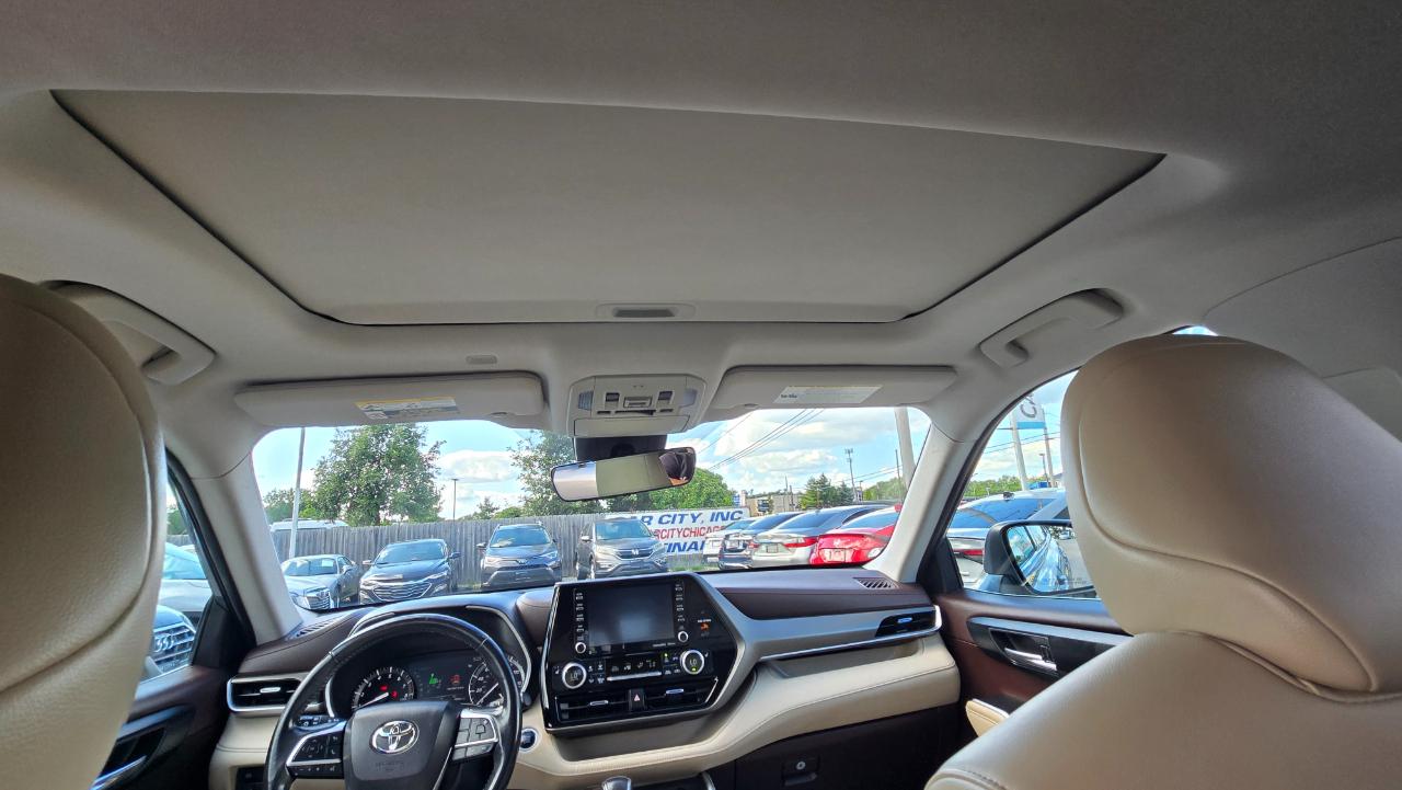 Toyota Highlander XLE Nav AWD V6 2021
