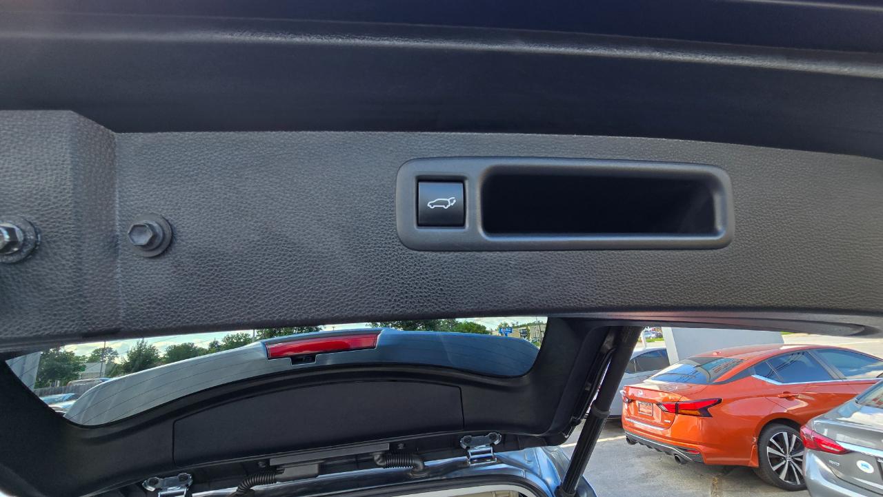 Toyota Highlander XLE Nav AWD V6 2021