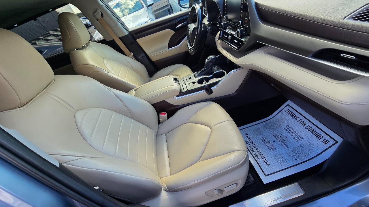 Toyota Highlander XLE Nav AWD V6 2021