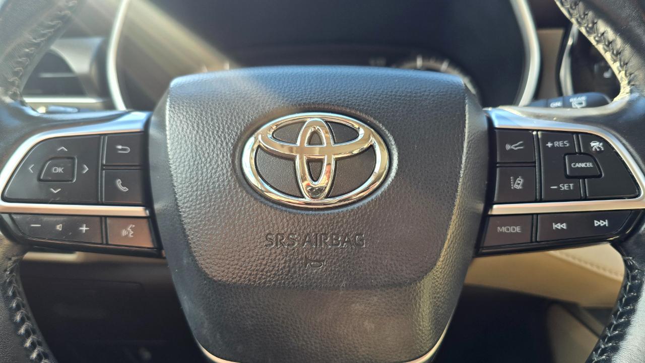 Toyota Highlander XLE Nav AWD V6 2021