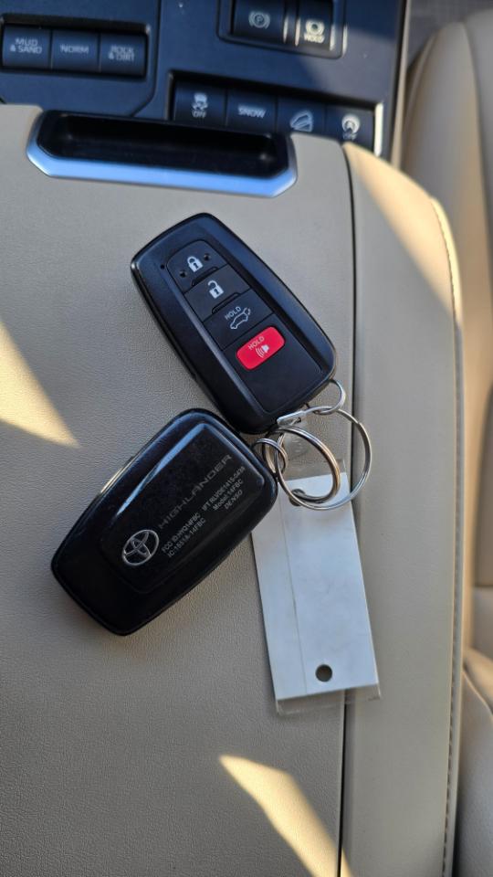 Toyota Highlander XLE Nav AWD V6 2021