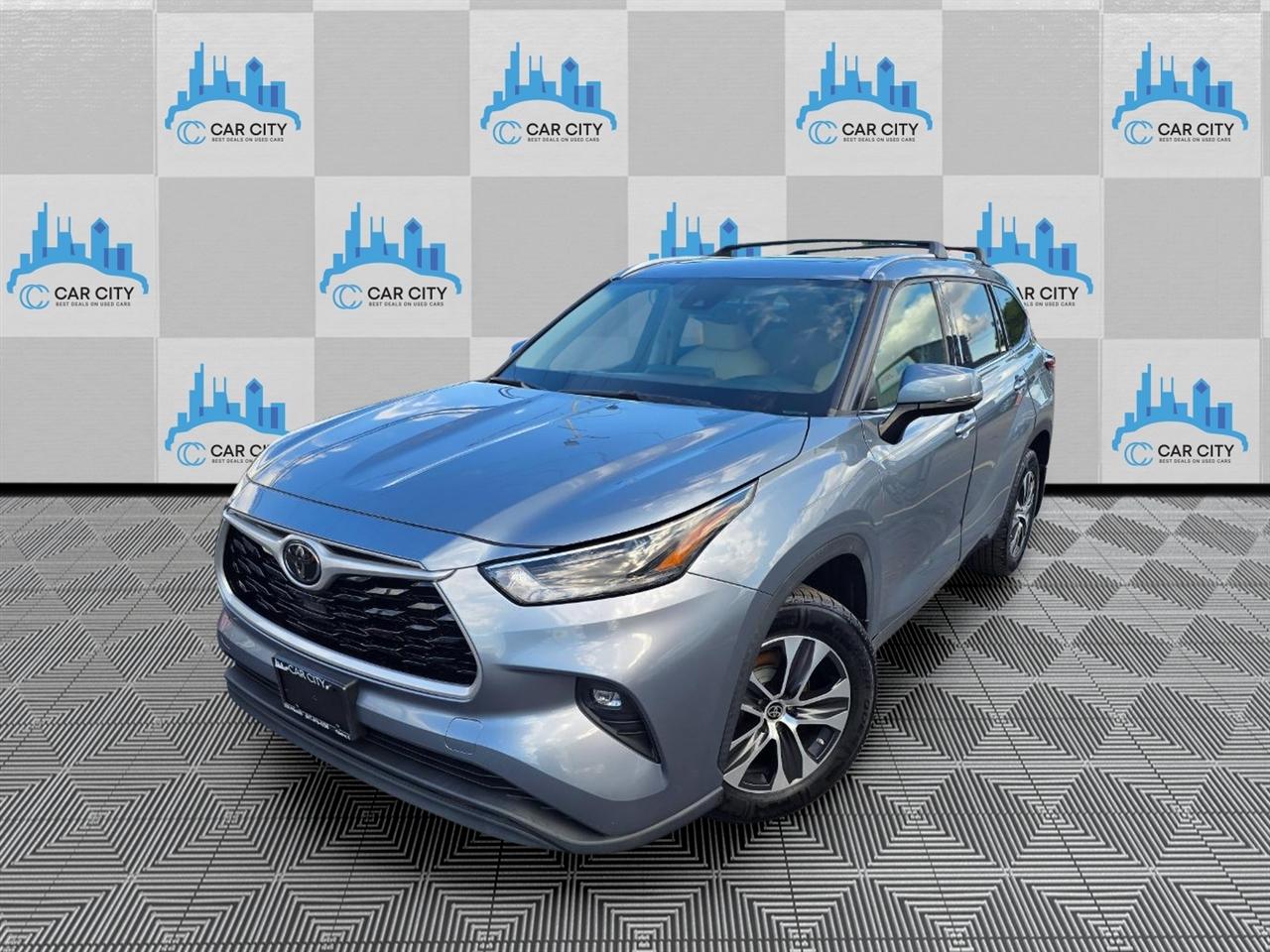 Light Blue 2021 Toyota Highlander SUV / Crossover All-Wheel Drive Automatic