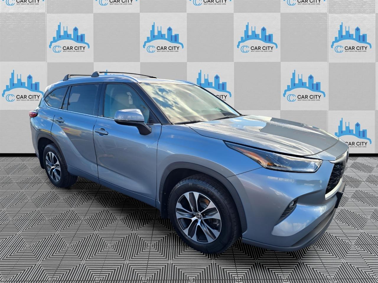 Toyota Highlander XLE Nav AWD V6 2021