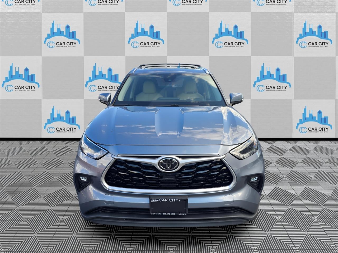 Toyota Highlander XLE Nav AWD V6 2021