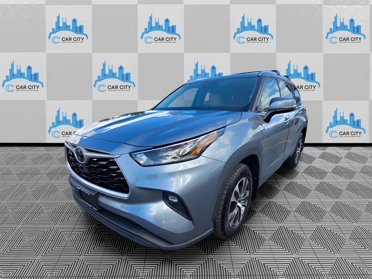 Toyota Highlander XLE Nav AWD V6 2021