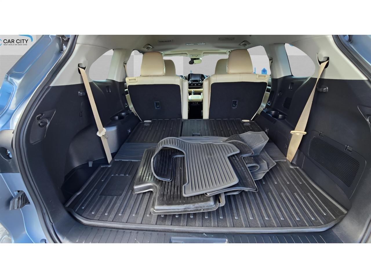 Toyota Highlander XLE Nav AWD V6 2021