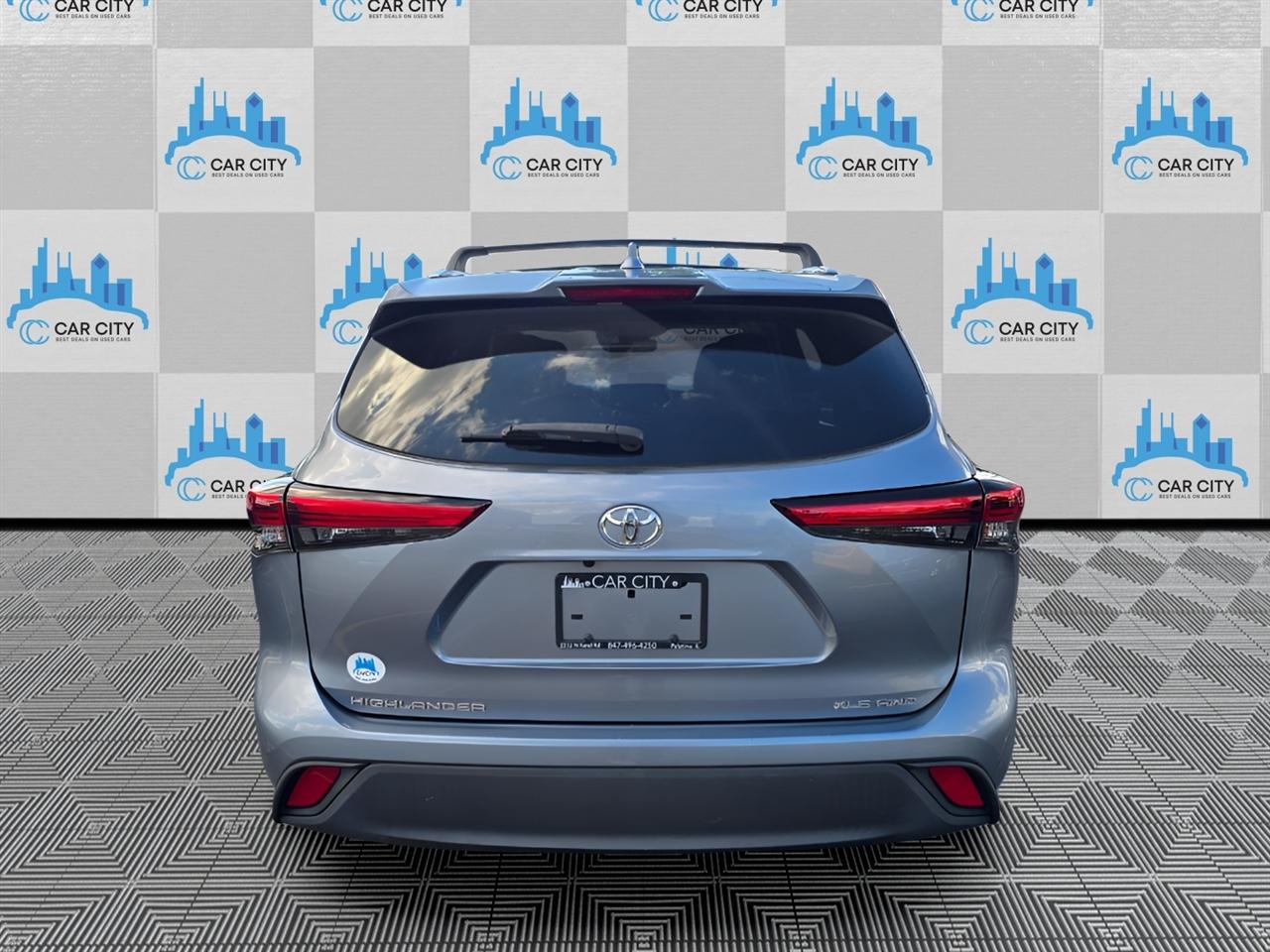 Toyota Highlander XLE Nav AWD V6 2021