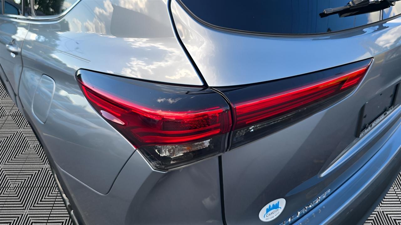 Toyota Highlander XLE Nav AWD V6 2021