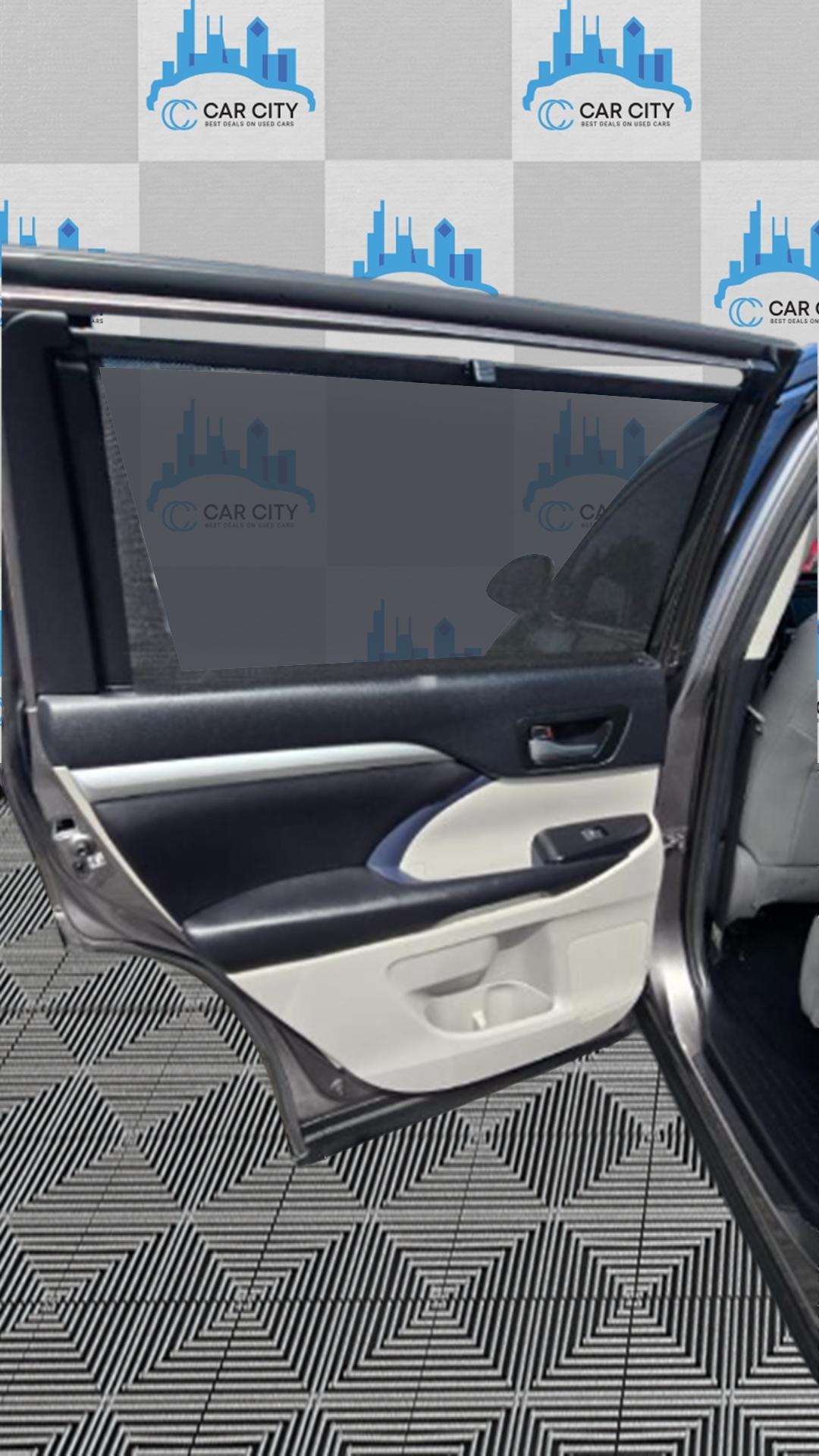 Toyota Highlander XLE AWD V6 2019