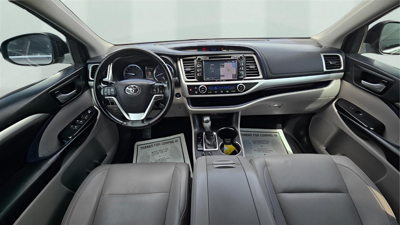 Toyota Highlander XLE AWD V6 2019