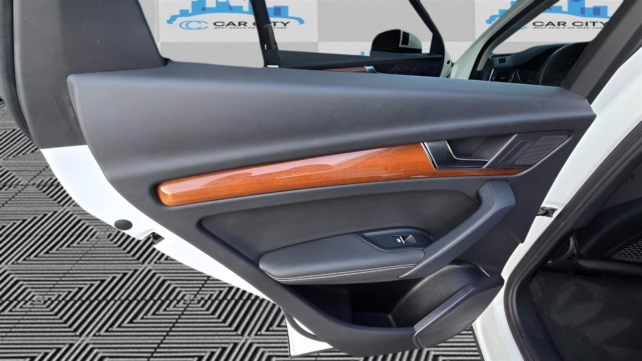 Audi Q5 2.0T Premium Plus quattro 2021