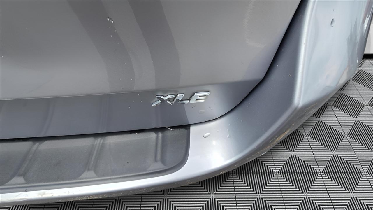 Toyota Sienna 5dr XLE LTD FWD 8-Passenger (Natl) 2017