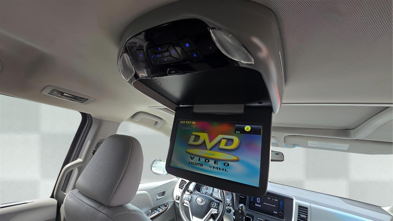 Toyota Sienna 5dr XLE LTD FWD 8-Passenger (Natl) 2017