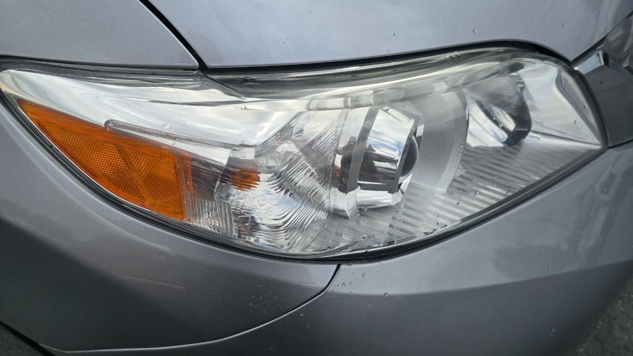 Toyota Sienna 5dr XLE LTD FWD 8-Passenger (Natl) 2017