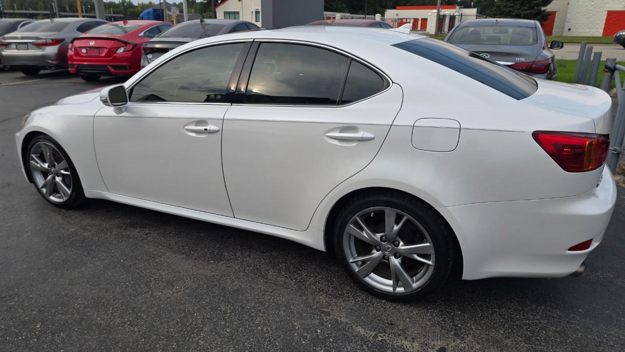 Lexus IS IS 300 RWD 2010