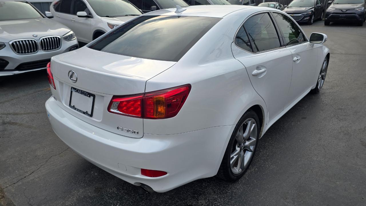 Lexus IS IS 300 RWD 2010