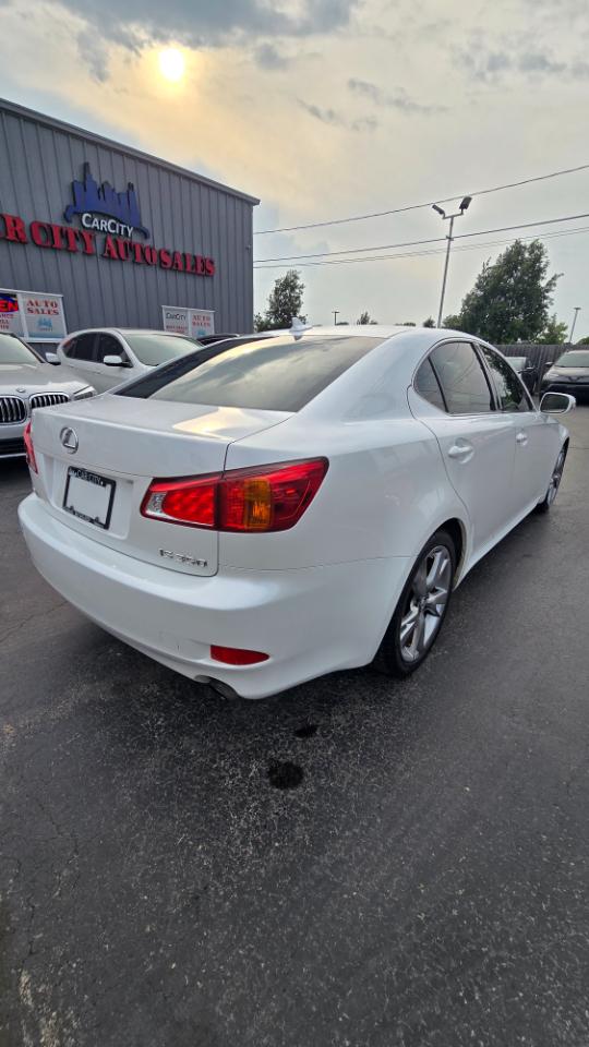 Lexus IS IS 300 RWD 2010