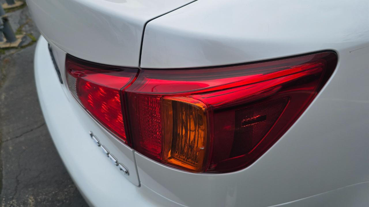 Lexus IS IS 300 RWD 2010