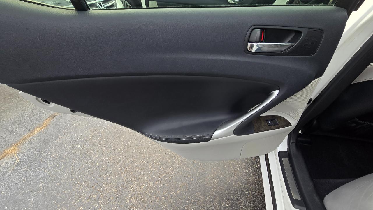 Lexus IS IS 300 RWD 2010