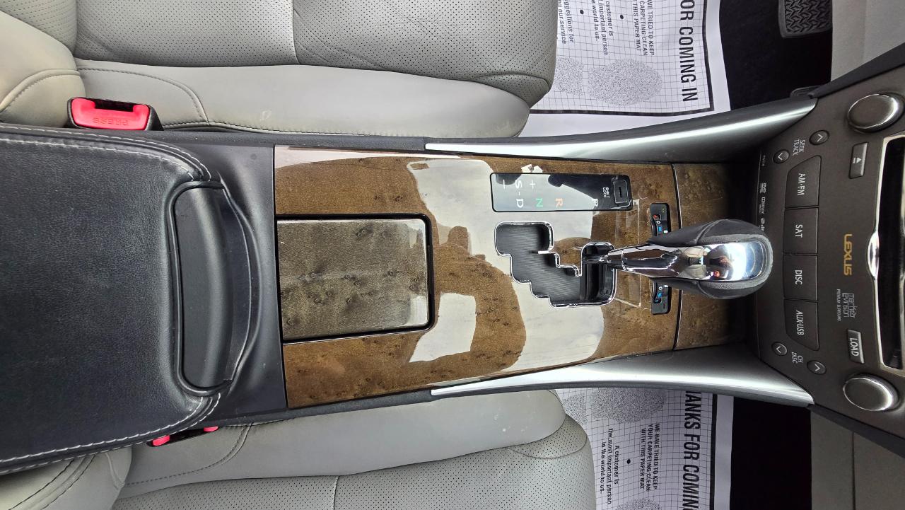 Lexus IS IS 300 RWD 2010