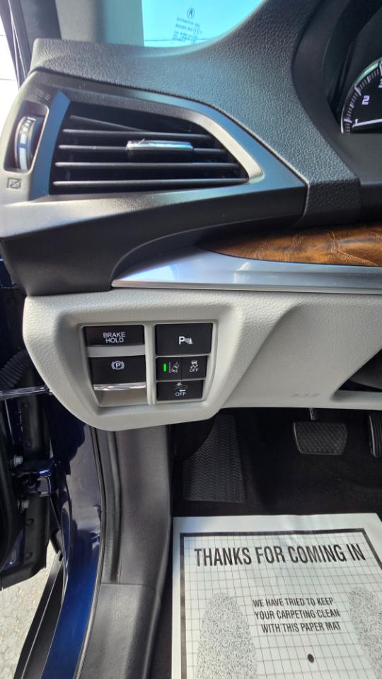 Acura MDX SH-AWD 9-Spd AT w/Tech Package 2020