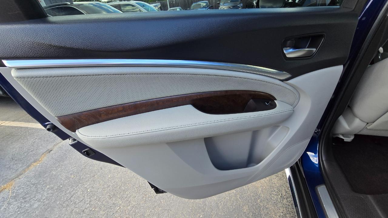 Acura MDX SH-AWD 9-Spd AT w/Tech Package 2020