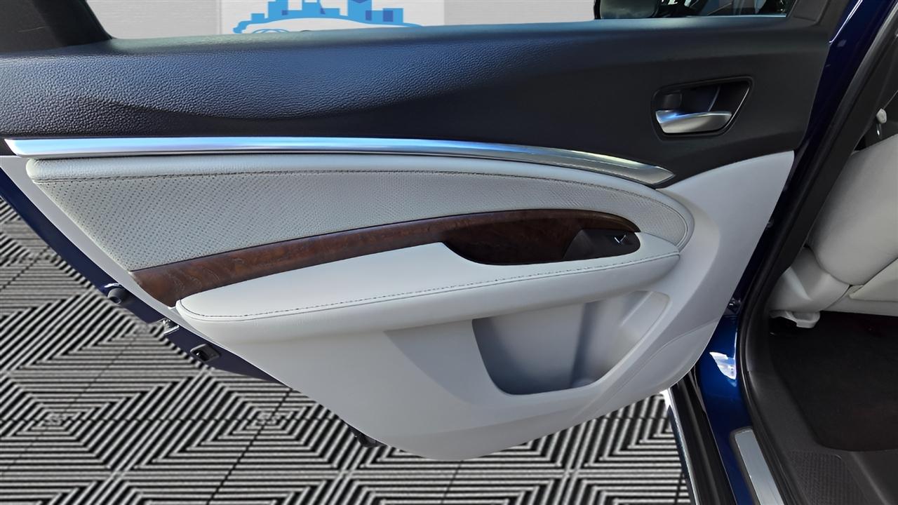 Acura MDX SH-AWD 9-Spd AT w/Tech Package 2020