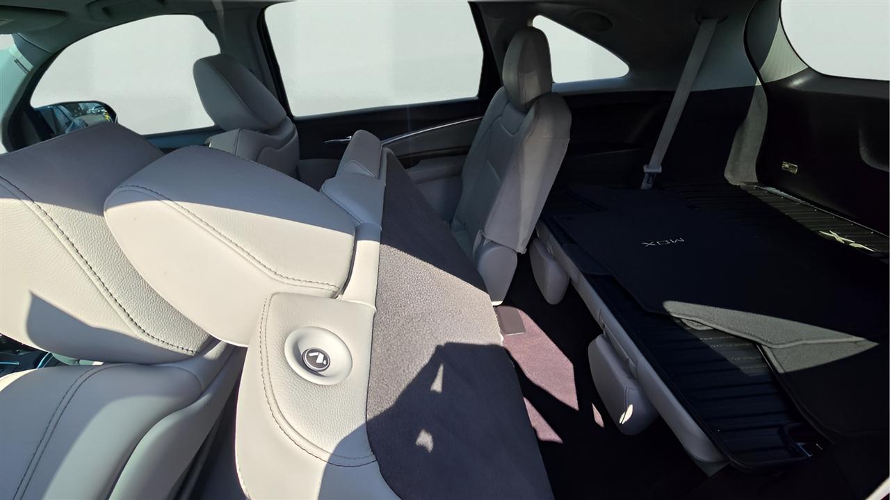 Acura MDX SH-AWD 9-Spd AT w/Tech Package 2020