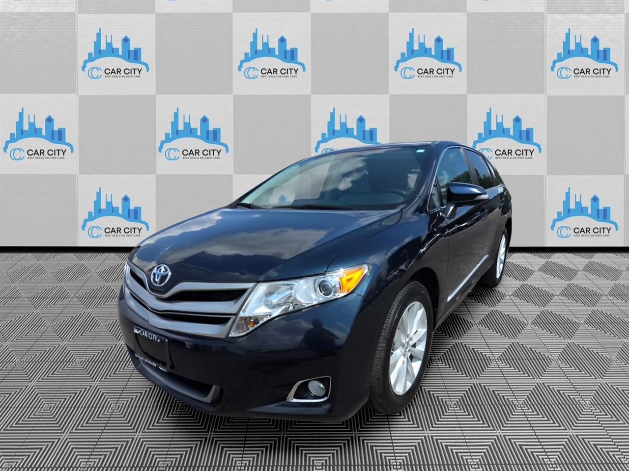 Toyota Venza LE I4 FWD 2015