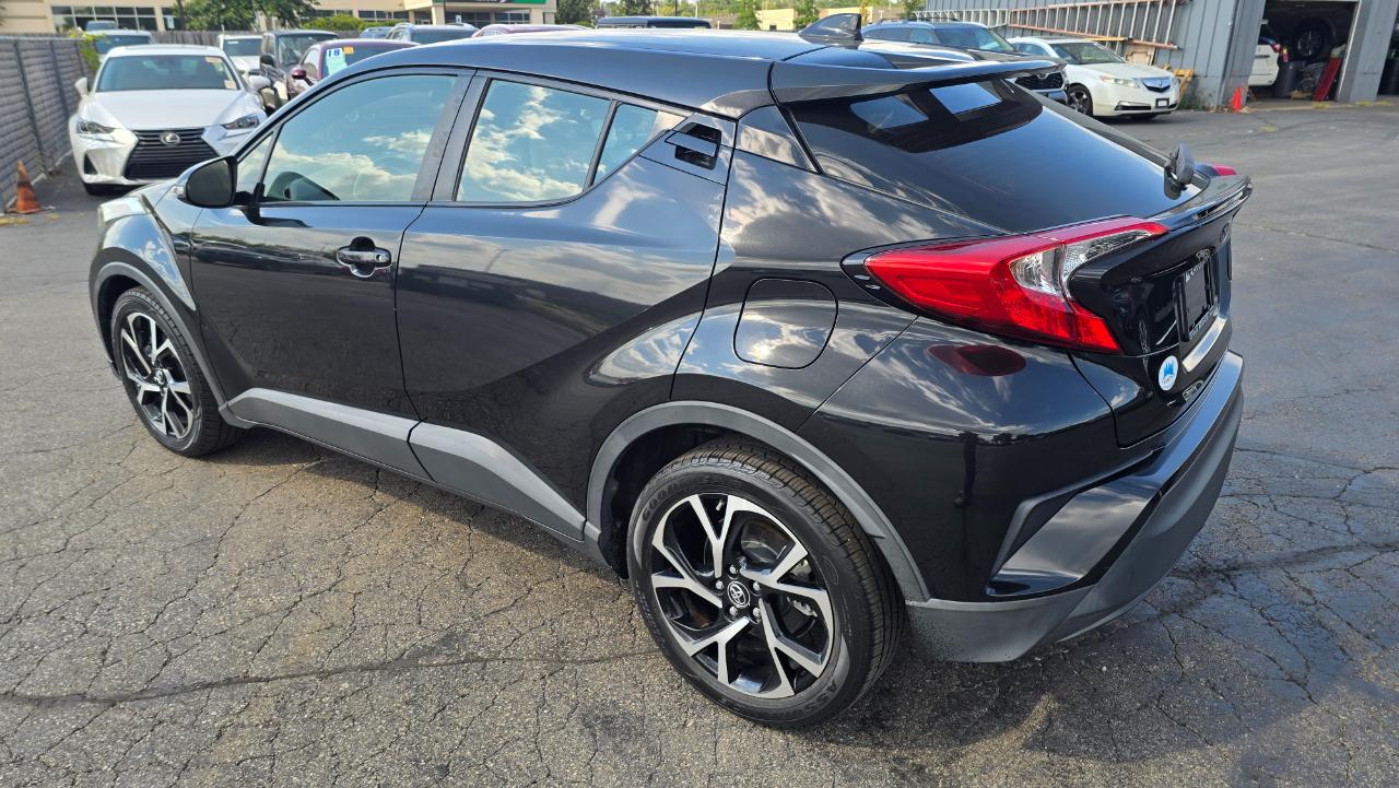 Toyota C-HR LE 2019