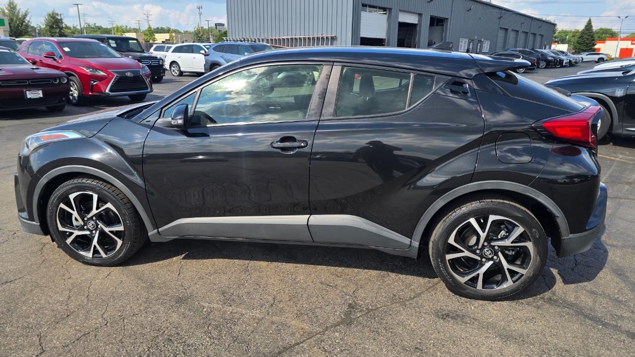 Toyota C-HR LE 2019