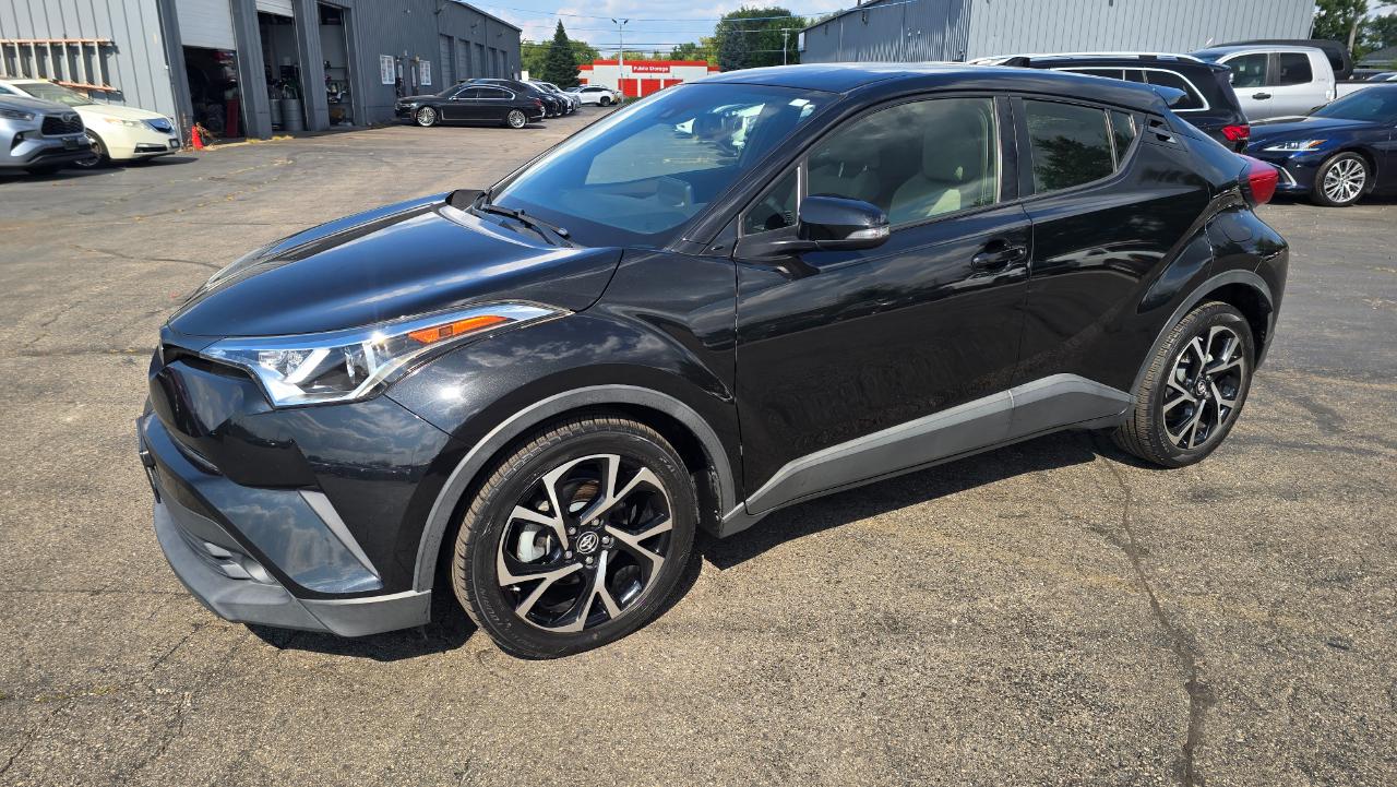 Toyota C-HR LE 2019