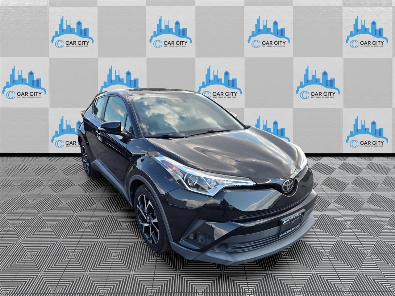 Toyota C-HR LE 2019