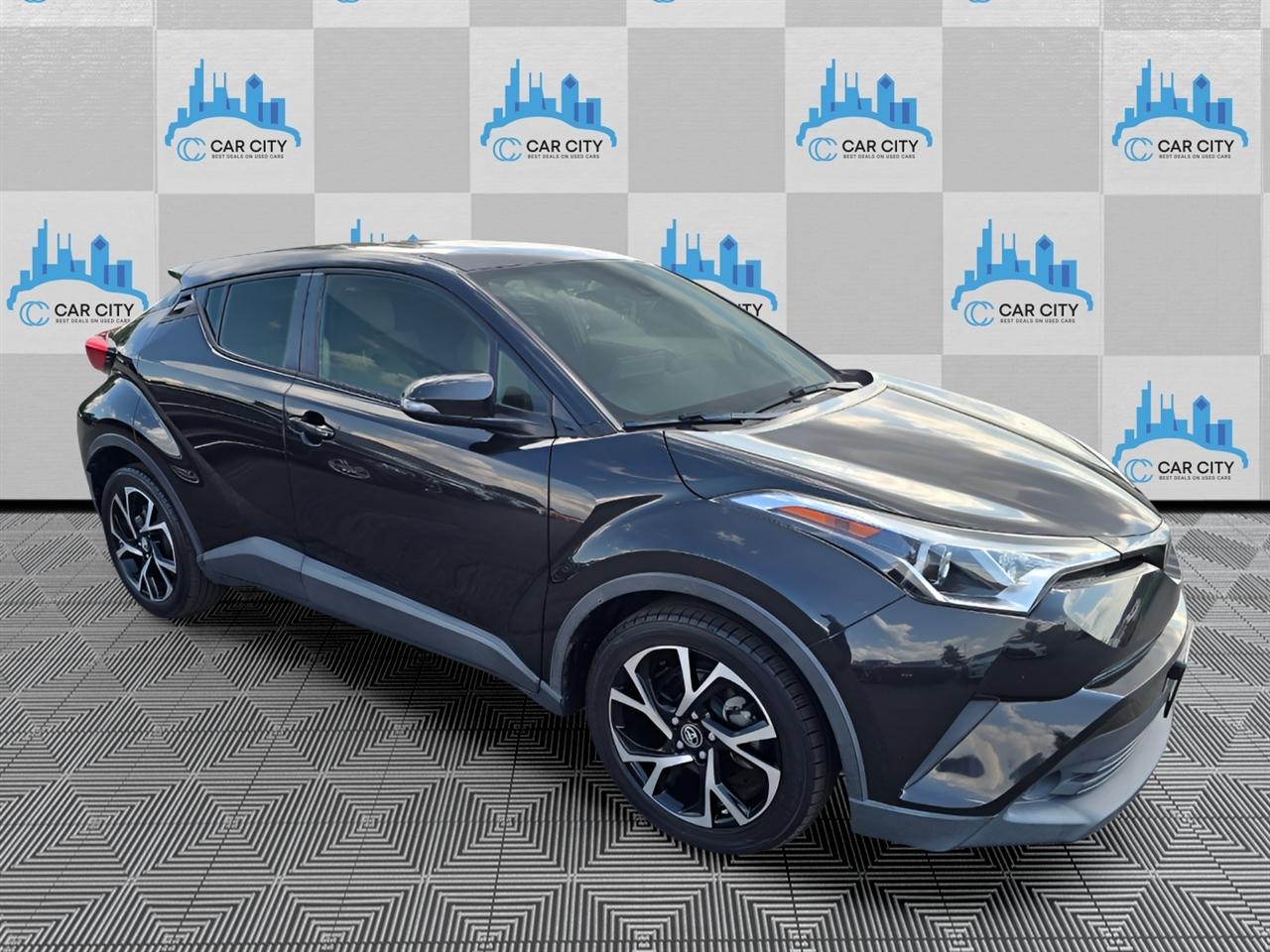 Toyota C-HR LE 2019