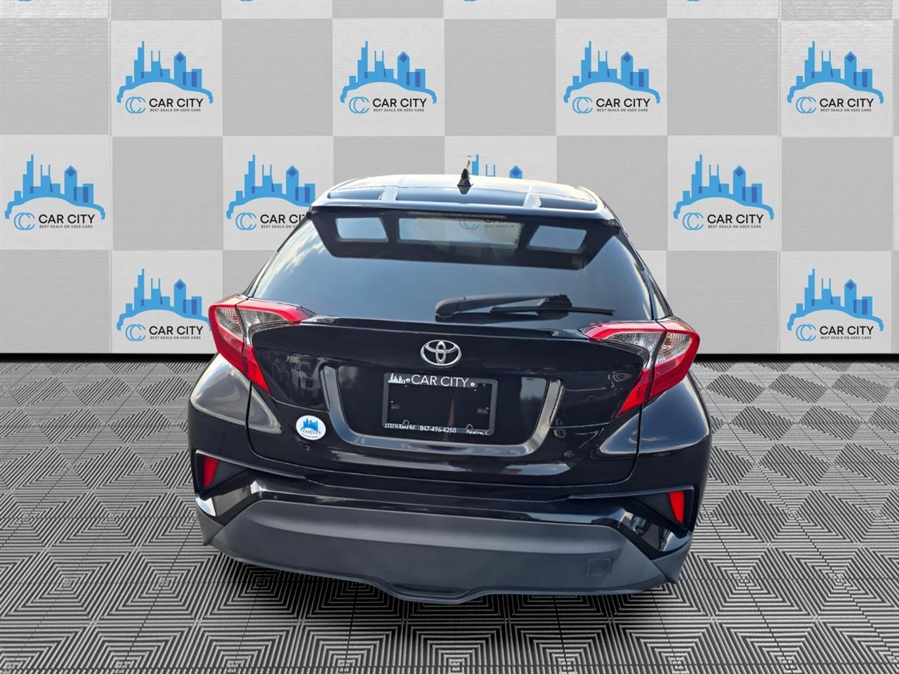 Toyota C-HR LE 2019