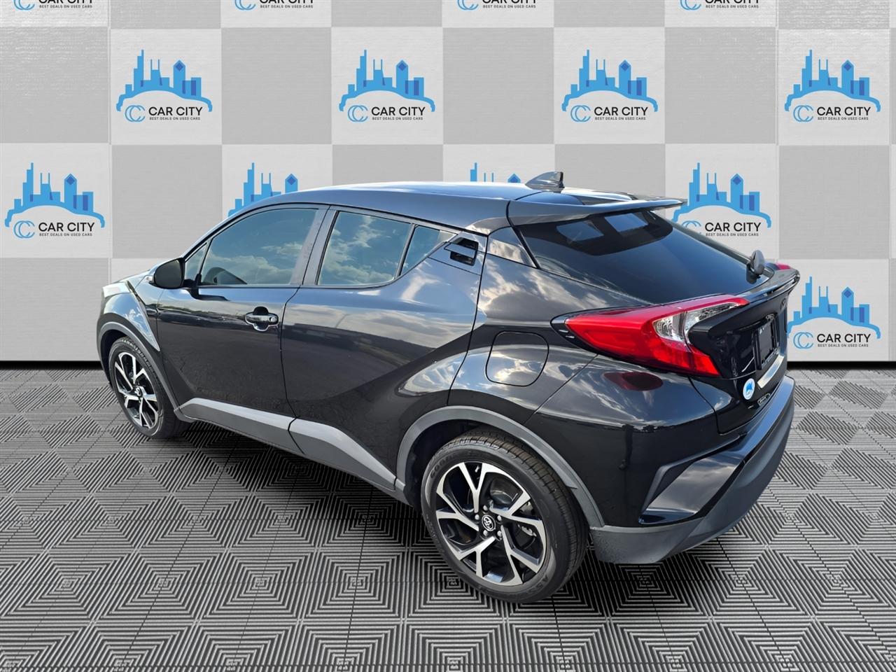 Toyota C-HR LE 2019