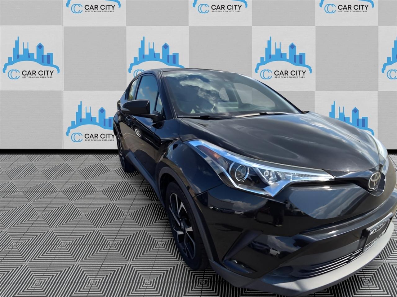 Toyota C-HR LE 2019