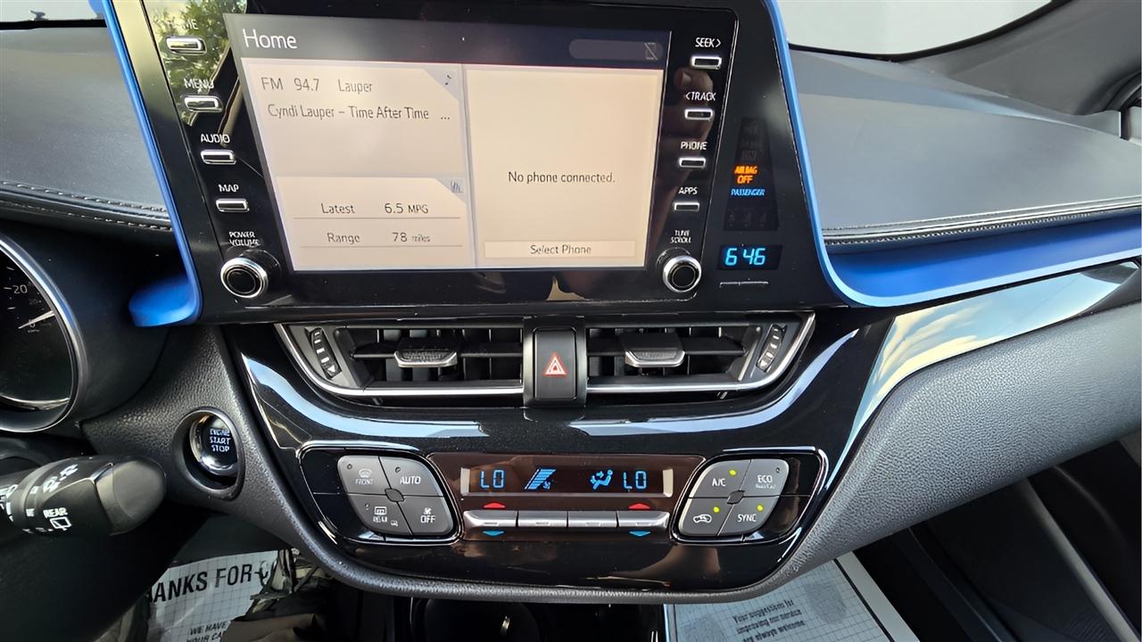 Toyota C-HR LE 2019