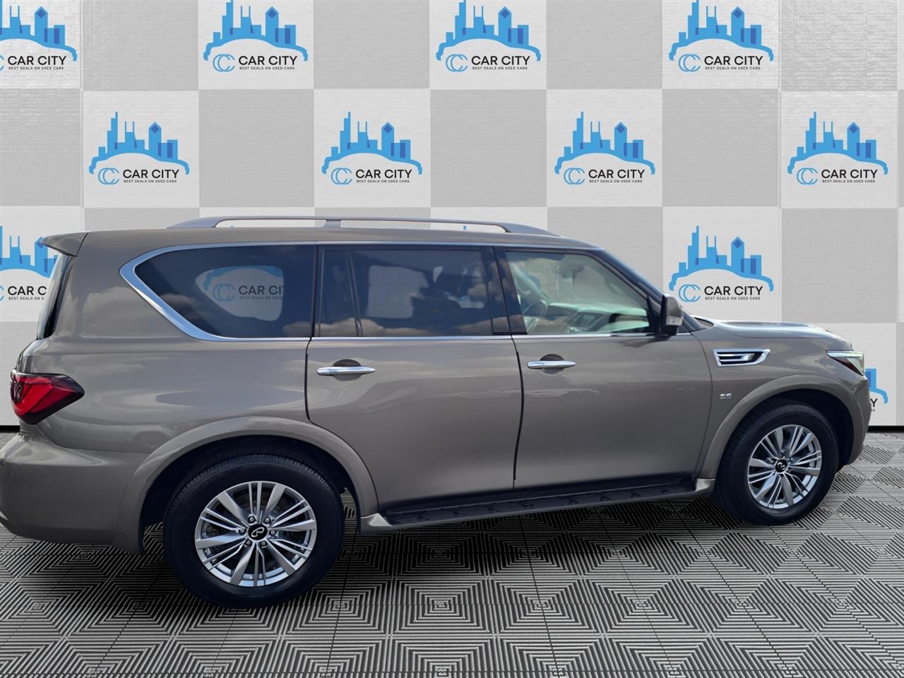 Infiniti QX80 Limited 4WD 2019