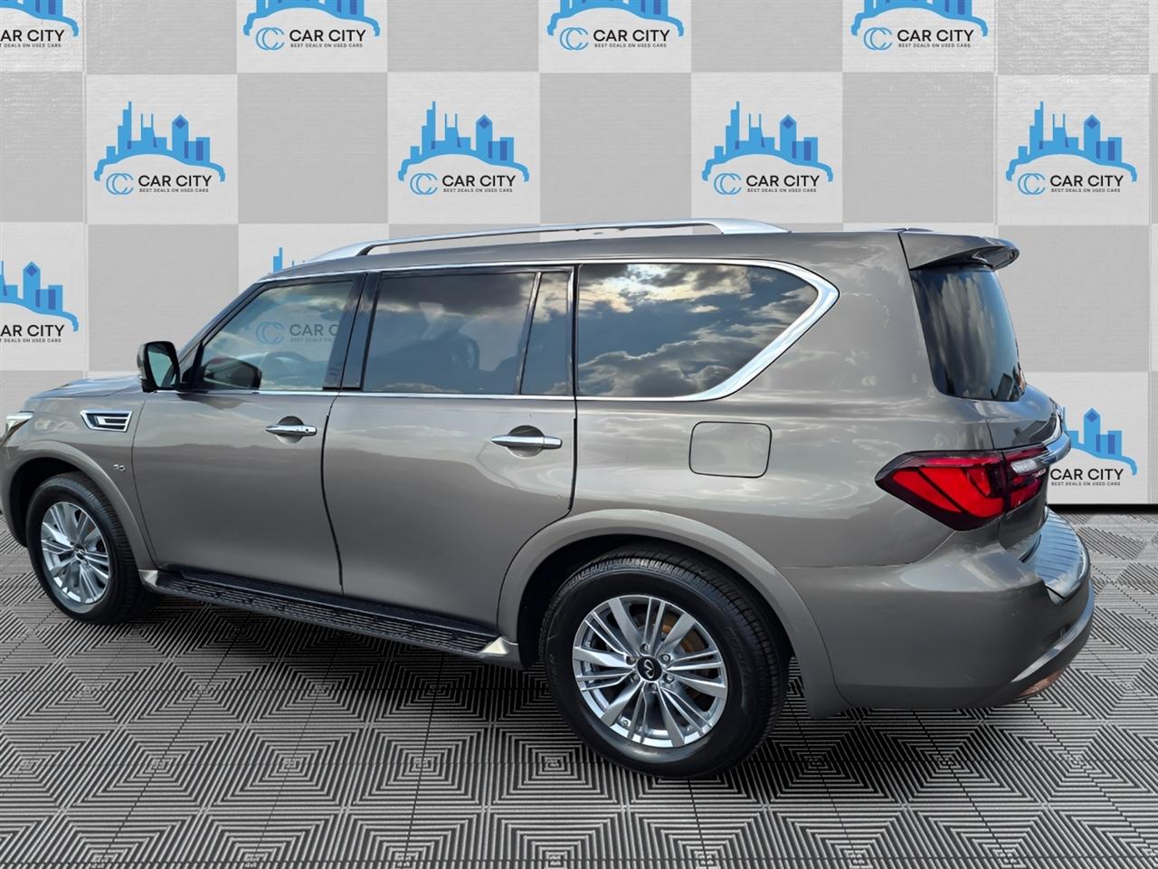 Infiniti QX80 Limited 4WD 2019